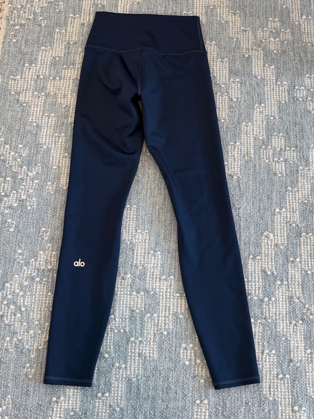 Women’s ALO Navy High-Waist Leggings - Picture 2 of 3